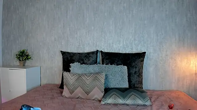 Lore evans online show from 03-25-26, 09:57