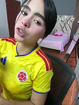 kitty rousse01 online show from 06-18-26, 12:43