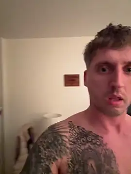 Snapshot of freddie321 chatting on 02-24-26, 09:15 freddie321 online show from 02-24-26, 09:15