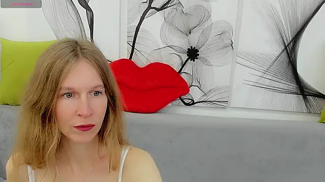 Mira XOo online show from 04-09-26, 02:01