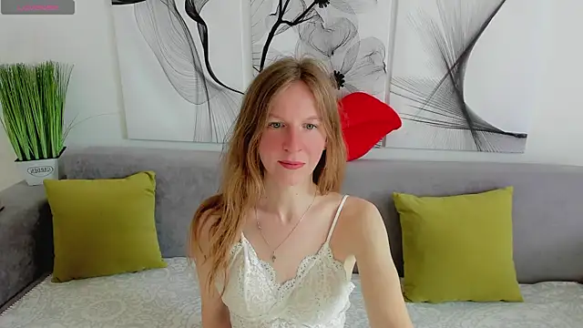 Mira XOo online show from 04-17-26, 02:09