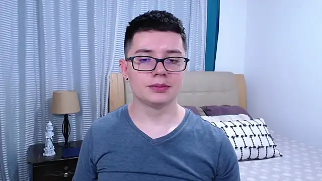 BlackFoXXX69 online show from 03-11-26, 06:57