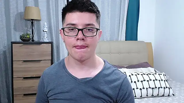 BlackFoXXX69 online show from 06-11-26, 03:36