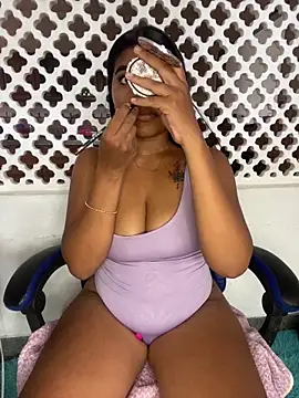 Coraline em online show from 03-31-26, 06:10