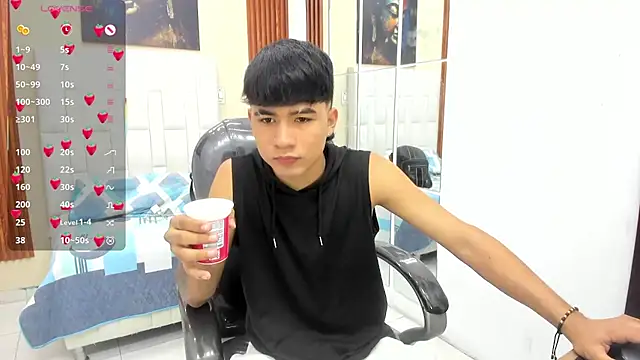 Thiago collinss online show from 06-25-26, 10:48