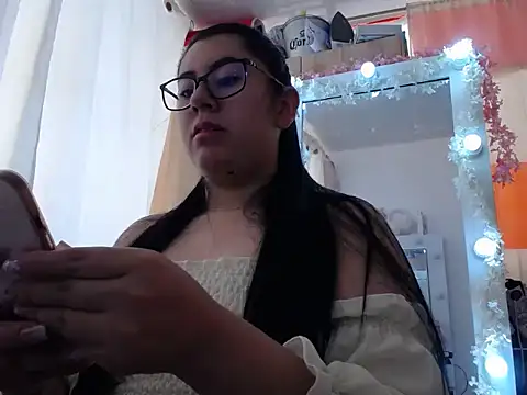 Snapshot of Marian_ballesteros chatting on 04-20-26, 01:24 Marian ballesteros online show from 04-20-26, 01:24