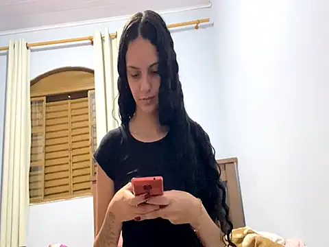 Snapshot of IvyDesirer chatting on 02-25-26, 02:50 IvyDesirer online show from 02-25-26, 02:50