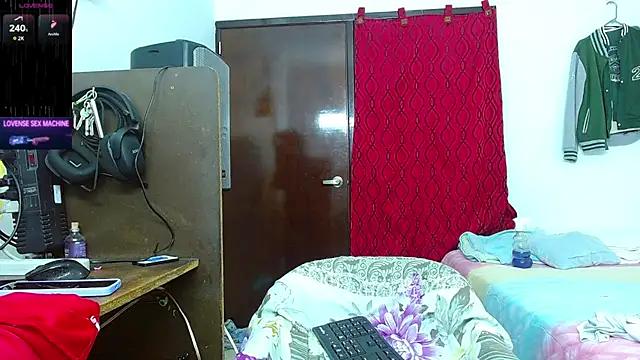 scarlet johannson19 online show from 07-09-26, 03:07