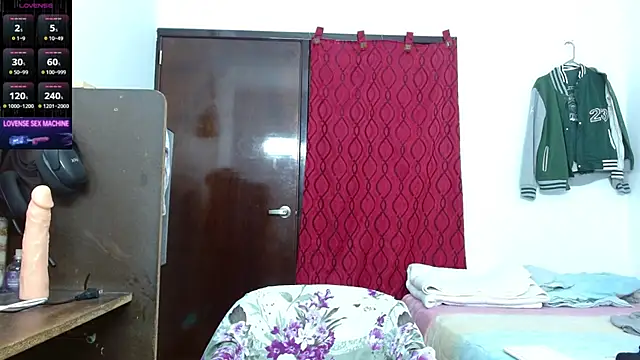 scarlet johannson19 online show from 06-22-26, 03:01