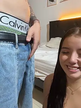 sarah and taylor online show from 04-10-26, 06:04