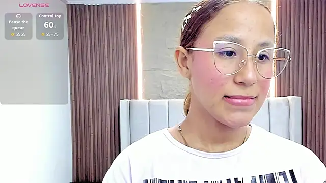 LESLYSIMPSON online show from 03-20-26, 07:59