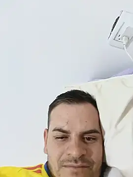 Snapshot of Edwin_Q chatting on 06-19-26, 05:13 Edwin Q online show from 06-19-26, 05:13