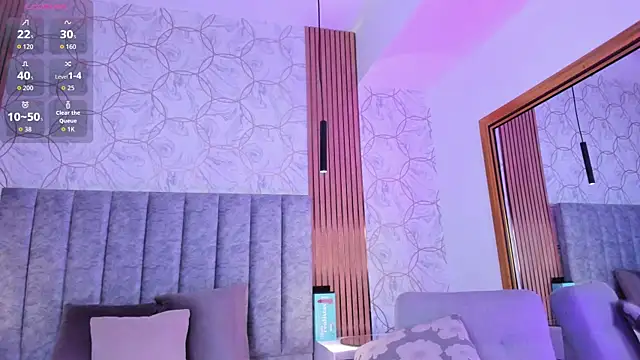 SofiiCruz online show from 04-15-26, 07:58