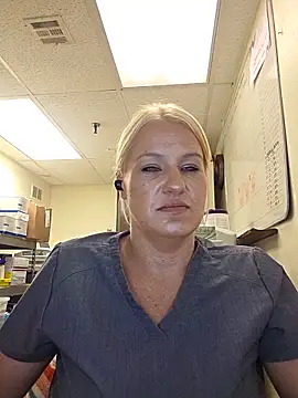 LadyB07 online show from 06-03-26, 06:12