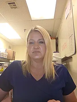 LadyB07 online show from 06-01-26, 06:18