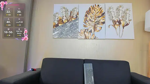 ValentinaaMilan online show from 05-02-26, 05:01