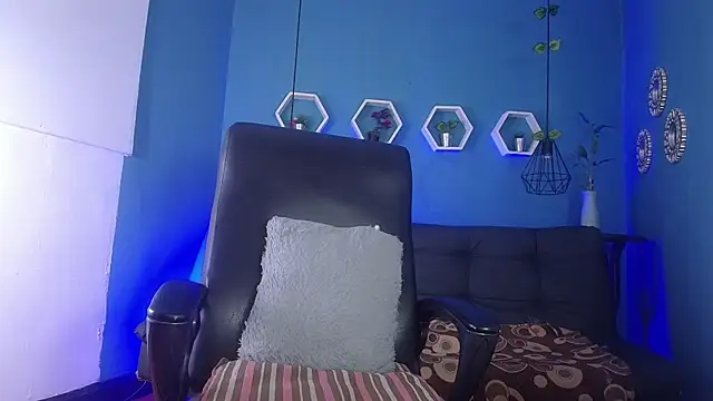 Snapshot of Assly_Love chatting on 02-26-26, 09:31 Assly Love online show from 02-26-26, 09:31