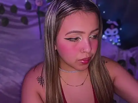 Snapshot of Moon_Velvet_ chatting on 02-25-26, 07:14 Moon Velvet online show from 02-25-26, 07:14