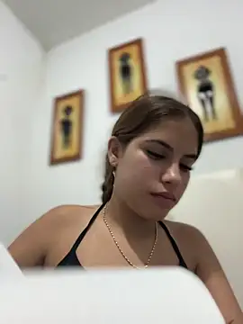 MiluRossee online show from 03-20-26, 04:46