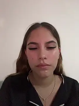 MiluRossee online show from 04-03-26, 06:20