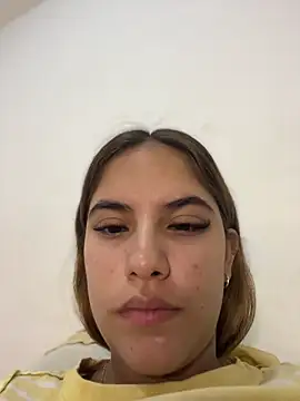 MiluRossee online show from 03-10-26, 04:49