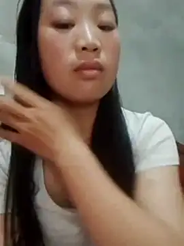 Miu la online show from 02-25-26, 04:12