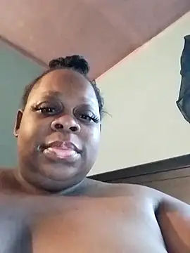 Snapshot of Pinkchocolatebbw chatting on 03-16-26, 12:20 Pinkchocolatebbw online show from 03-16-26, 12:20
