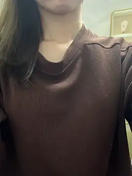 Snapshot of LingLing017 chatting on 02-26-26, 01:44 LingLing017 online show from 02-26-26, 01:44