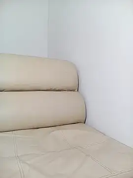 TinnaPeyton online show from 03-02-26, 07:43