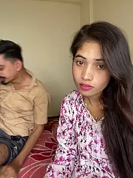 LOVELUST02 online show from 04-09-26, 11:49