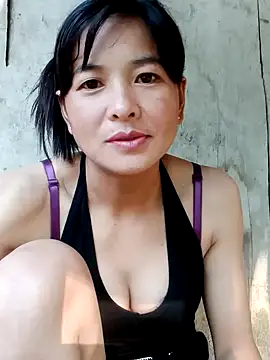 Snapshot of rinrin7700 chatting on 05-05-26, 10:18 rinrin7700 online show from 05-05-26, 10:18