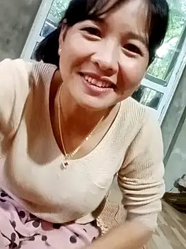 Snapshot of rinrin7700 chatting on 05-11-26, 10:27 rinrin7700 online show from 05-11-26, 10:27
