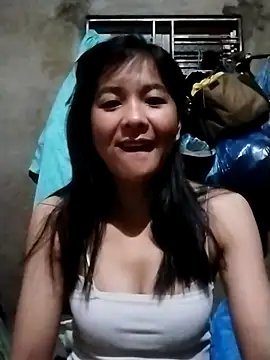 Snapshot of rinrin7700 chatting on 04-18-26, 08:20 rinrin7700 online show from 04-18-26, 08:20