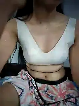 Snapshot of NeetuKumri chatting on 06-01-26, 05:12 NeetuKumri online show from 06-01-26, 05:12