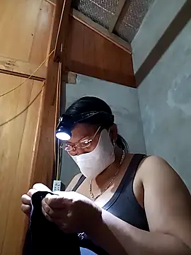 Heylen hooo online show from 03-23-26, 01:11