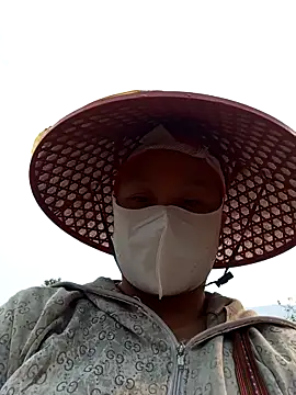 Heylen hooo online show from 03-29-26, 01:40