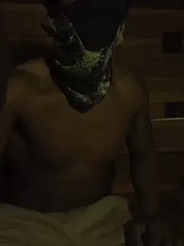 EricSwainn901 online show from 04-12-26, 02:59