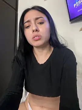 Snapshot of Alexababy2 chatting on 03-04-26, 08:11 Alexababy2 online show from 03-04-26, 08:11