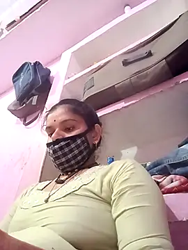 Snapshot of Hot_bri2 chatting on 04-09-26, 11:38 Hot bri2 online show from 04-09-26, 11:38