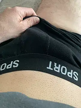 Snapshot of dim6180 chatting on 02-25-26, 11:54 dim6180 online show from 02-25-26, 11:54