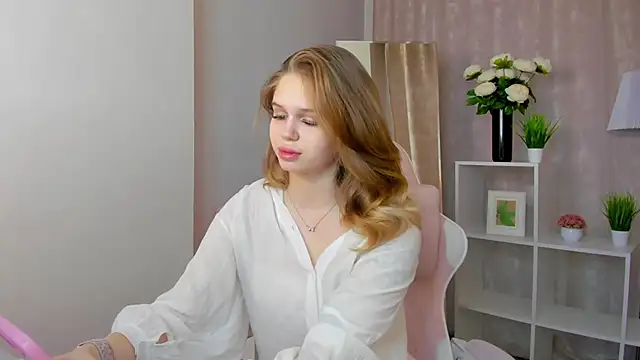 Kiva Rice online show from 03-12-26, 01:33