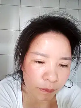 Ivy Trix2 online show from 03-23-26, 02:00