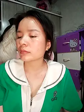 Ivy Trix2 online show from 04-05-26, 03:19