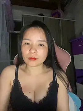 Ivy Trix2 online show from 02-28-26, 03:33