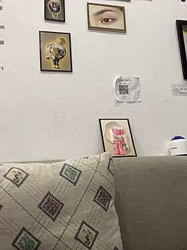 Ivy Trix2 online show from 03-25-26, 03:33