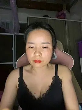 Ivy Trix2 online show from 03-08-26, 04:21