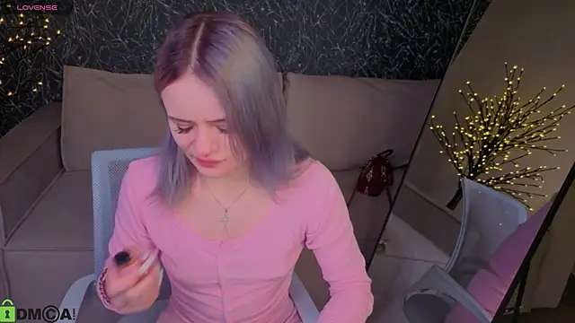 Snapshot of Tessa_Ashe chatting on 05-18-26, 04:56 Tessa Ashe online show from 05-18-26, 04:56
