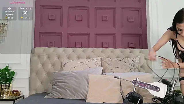 ErinEvans online show from 05-17-26, 05:29