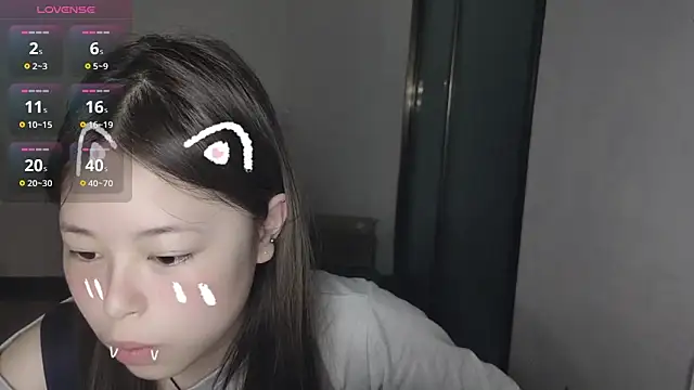 F-Yihao online show from 04-07-26, 09:22