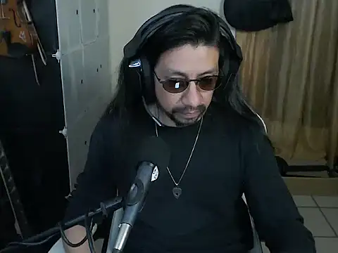 AntuanSV online show from 03-05-26, 04:20